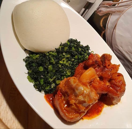 Ndumba, Fufu et Viande